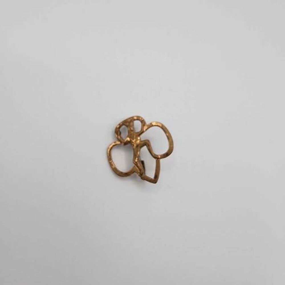 Vintage Gold-Toned Trefoil Athletic Pin